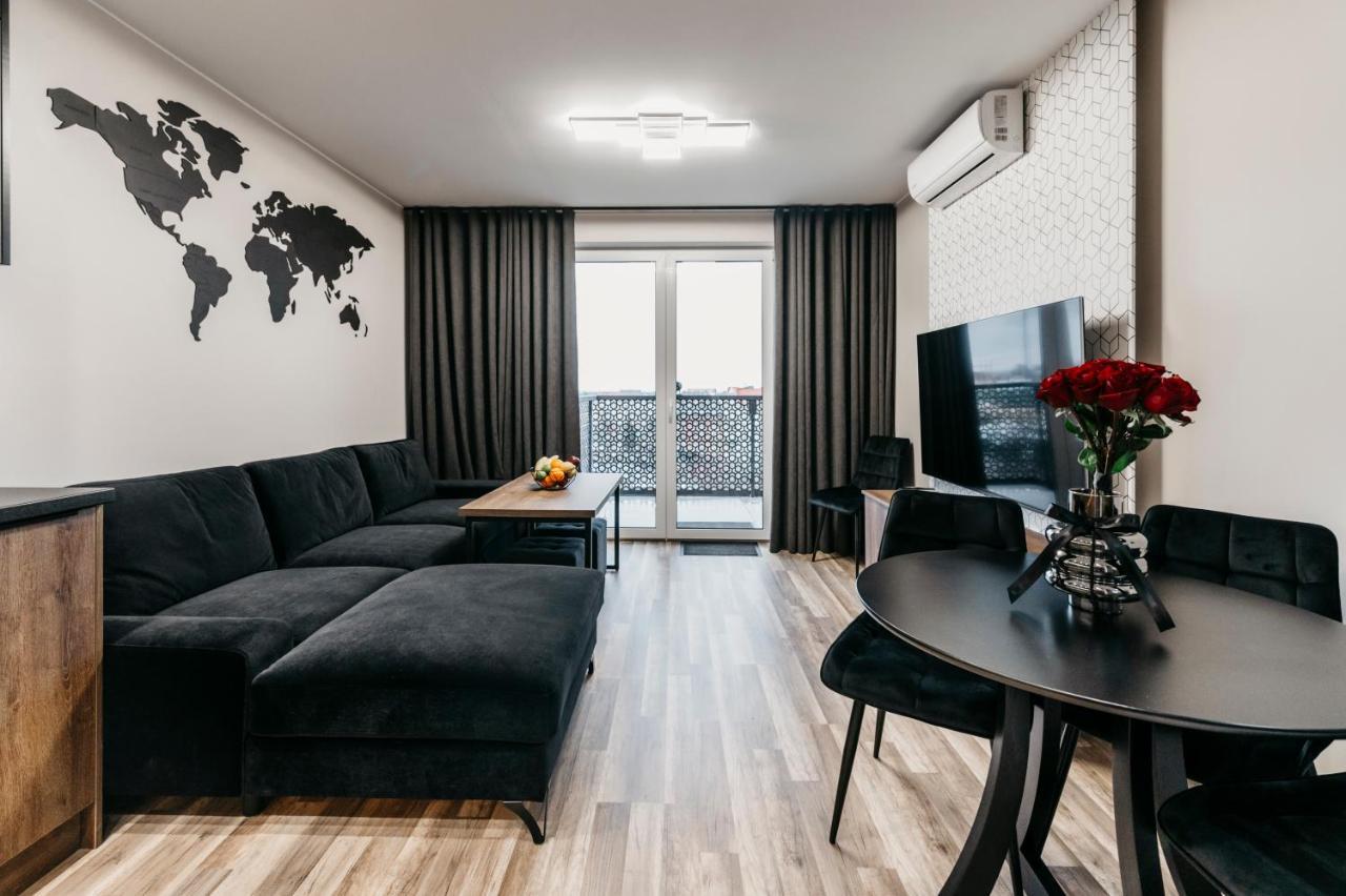 Apartamenty Park City Ostrów Wielkopolski Buitenkant foto